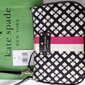 Kate Spade Convertible Strap Wristlet Bag Purse